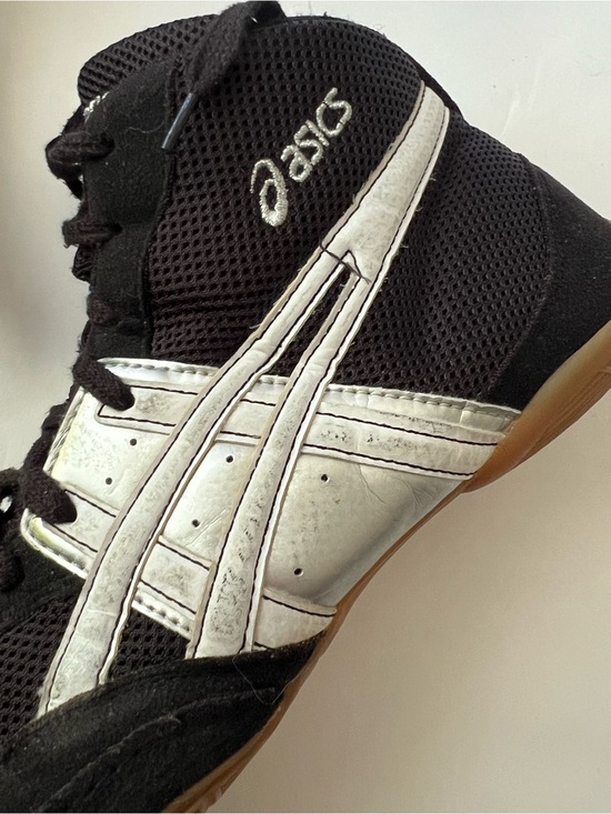 Asics Black & White High-Top Wrestling Sneakers main image 8